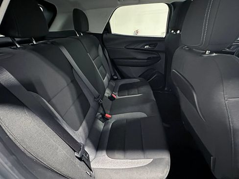 Used 2024 Chevrolet TrailBlazer LS w/ LS Convenience Package AWD/4WD image 21