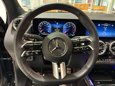Used 2026 Mercedes-Benz GLA 250 4MATIC image 20