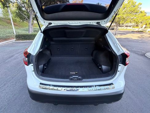 Used 2020 Nissan Rogue Sport S w/ Appearance Package FWD image 18