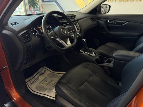 Used 2020 Nissan Rogue SL w/ Premium Package AWD/4WD image 22