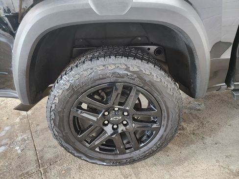 Used 2023 Chevrolet Colorado Trail Boss w/ LPO, Skid Plate Package AWD/4WD image 37