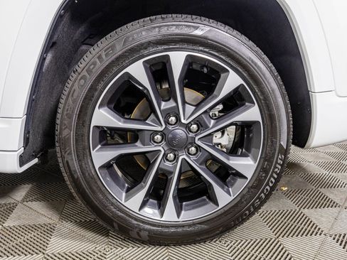 Used 2023 Jeep Grand Cherokee Overland w/ Adv Protech Group III image 48