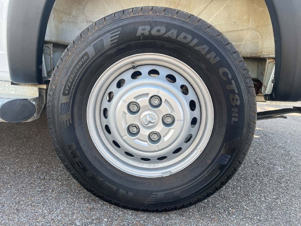 Used 2025 RAM ProMaster 2500 w/ U-Haul Equipment Group FWD image 7