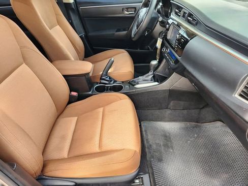 Used 2015 Toyota Corolla LE FWD image 14