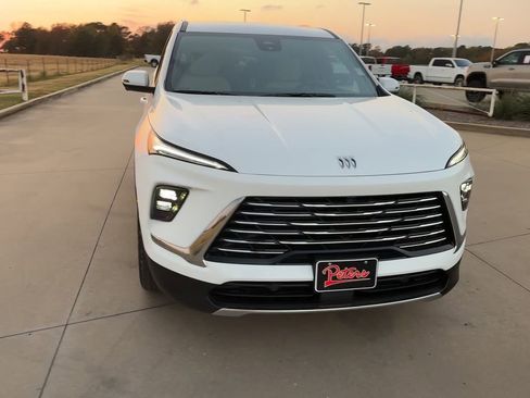 New 2026 Buick Enclave Preferred w/ Power Package image 4