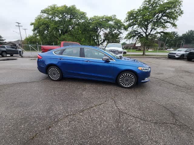 Used 2017 Ford Fusion SE w/ Fusion SE Technology Package AWD/4WD image 8