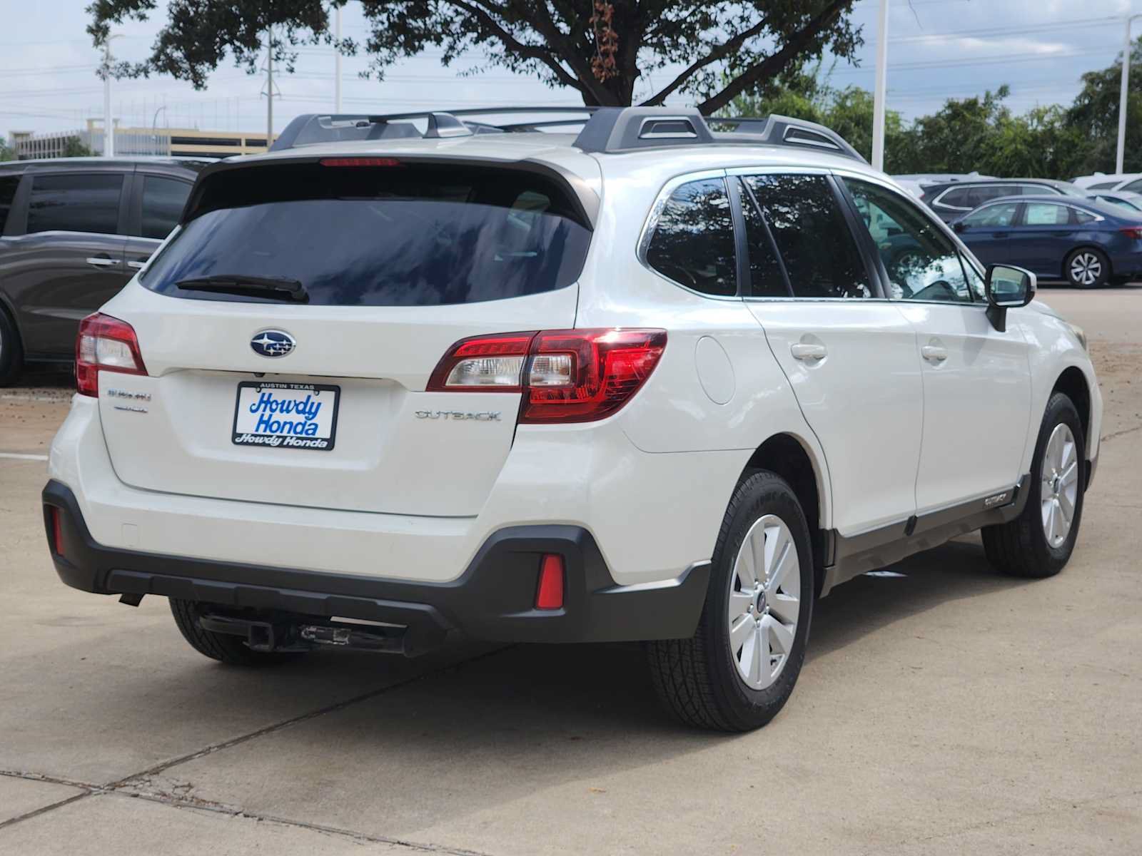 Used 2019 Subaru Outback 2.5i Premium AWD/4WD image 5