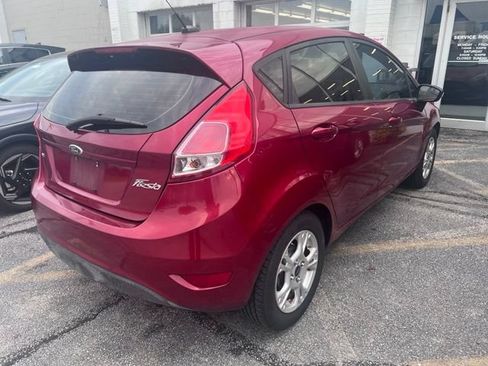 Used 2015 Ford Fiesta SE FWD image 7