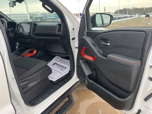 Used 2023 Nissan Frontier PRO-4X w/ Pro Convenience Package image 50