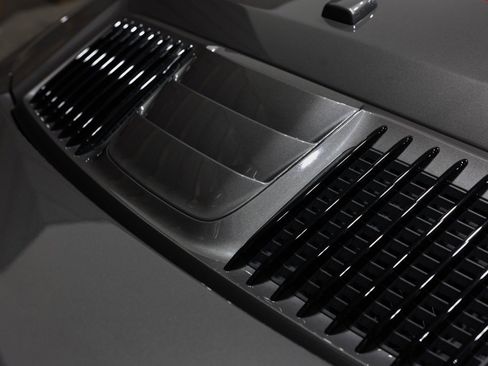 Used 2019 Porsche 911 Turbo image 20