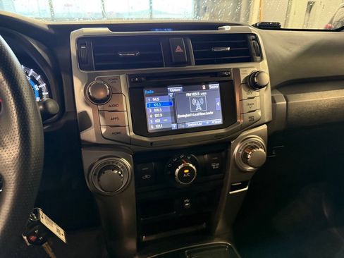 Used 2015 Toyota 4Runner SR5 Premium RWD image 8