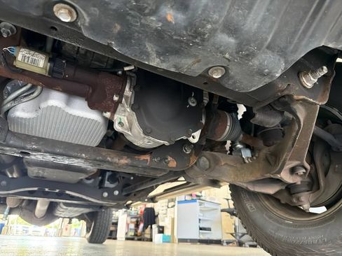 Used 2013 Chevrolet Silverado 2500 W/T AWD/4WD image 12