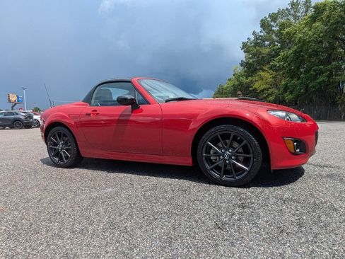 Used 2012 MAZDA MX-5 Miata Special Edition RWD image 2
