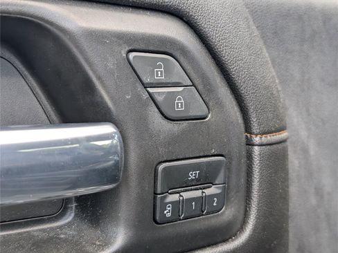 Used 2021 GMC Sierra 1500 AT4 w/ AT4 Value Package image 18