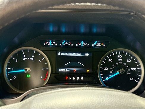 Used 2020 Ford Expedition XLT w/ FX4 Off-Road Package image 12