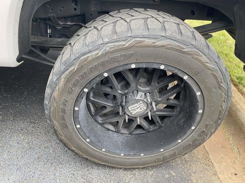 Used 2019 Ford F250 Lariat w/ Lariat Ultimate Package AWD/4WD image 9