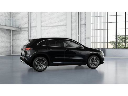 New 2026 Mercedes-Benz GLA 250 4MATIC image 18