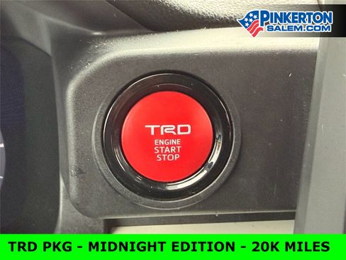 Used 2024 Toyota Tacoma TRD Off-Road image 30