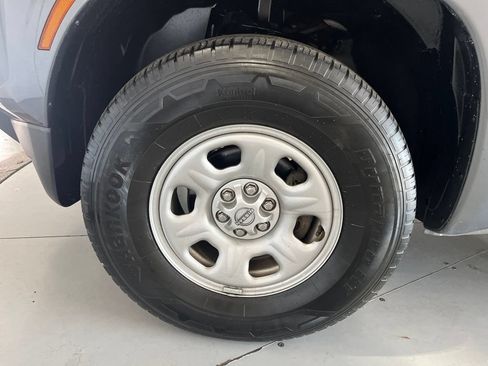 Used 2022 Nissan Frontier S RWD image 14