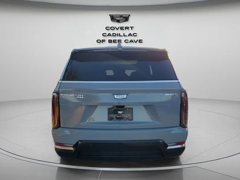 New 2026 Cadillac Escalade IQL Luxury image 8