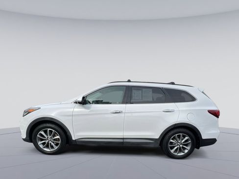 Used 2017 Hyundai Santa Fe Limited image 6