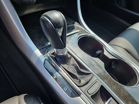 Used 2020 Acura TLX FWD image 16
