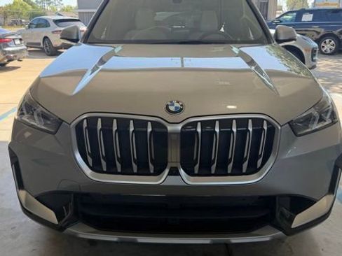 Used 2023 BMW X1 xDrive28i w/ Premium Package image 2