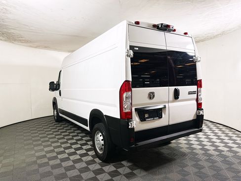 Used 2023 RAM ProMaster 2500 FWD image 5