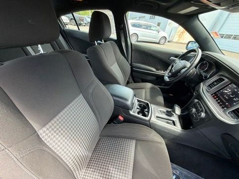 Used 2022 Dodge Charger SXT w/ Driver Convenience Group AWD/4WD image 20