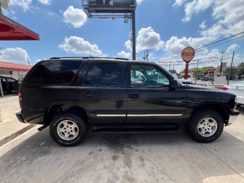 Used 2004 Chevrolet Tahoe LS RWD image 4