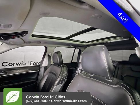 Used 2023 Jeep Grand Cherokee 4WD 4xe image 27