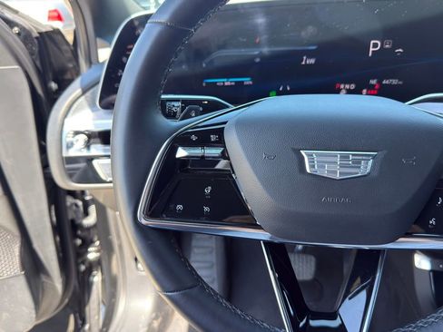 Used 2024 Cadillac Lyriq Sport image 23