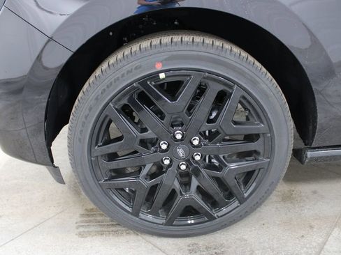 New 2026 Ford Expedition Platinum w/ Stealth Performance Package AWD/4WD image 43