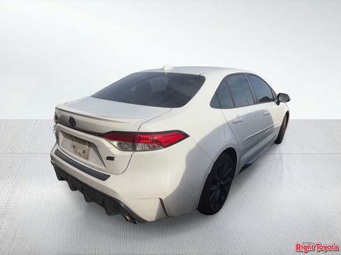 Certified 2023 Toyota Corolla SE w/ Carpet Mat Package (TMS) image 4