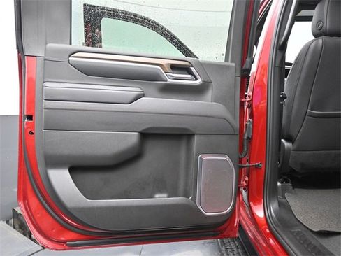 Certified 2025 Chevrolet Silverado 3500 High Country w/ High Country Premium Package image 34