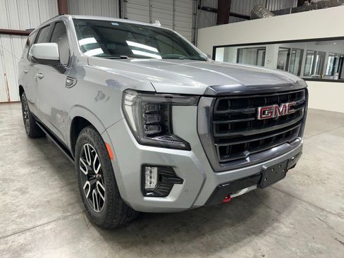 Used 2024 GMC Yukon AT4 w/ AT4 Premium Plus Package AWD/4WD image 6