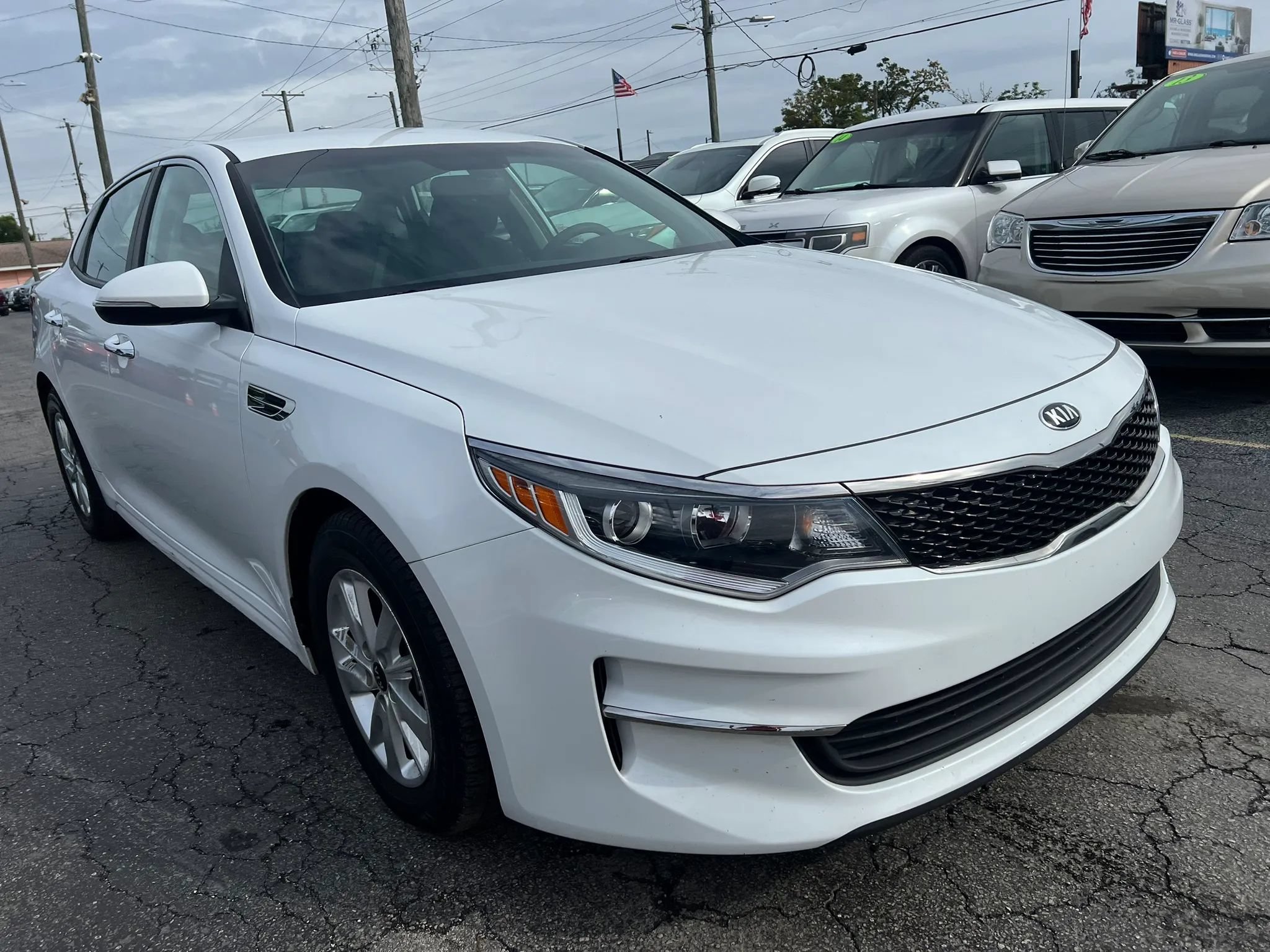 Used 2016 Kia Optima LX FWD image 4
