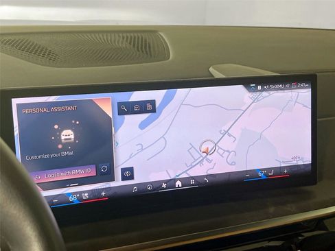 Used 2025 BMW X5 xDrive50e w/ Premium Package image 14