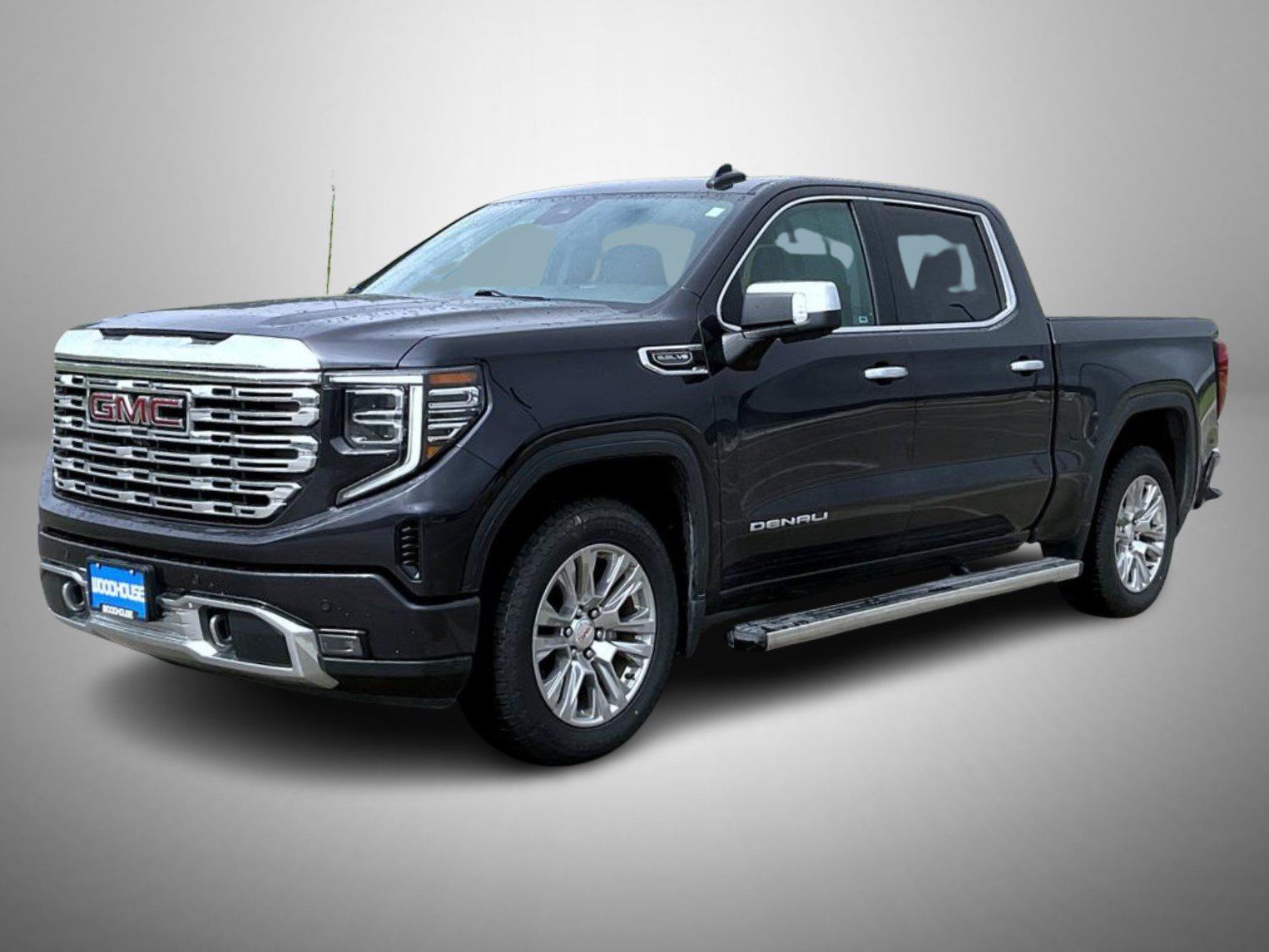 Used 2022 GMC Sierra 1500 Denali AWD/4WD image 1