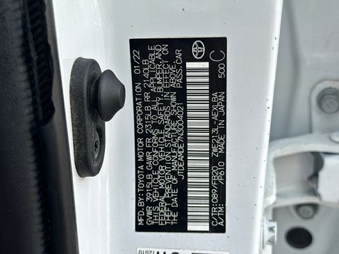 Used 2022 Toyota Corolla LE image 27