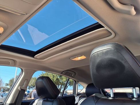 Used 2023 Subaru Crosstrek 2.5i Limited w/ Moonroof Package image 16