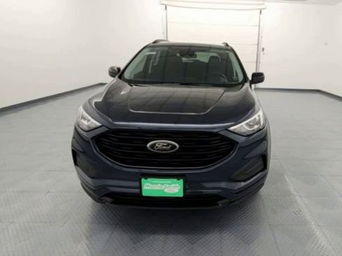 New 2024 Ford Edge SE w/ Black Appearance Package image 3