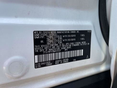 Used 2024 Toyota RAV4 Adventure AWD/4WD image 32