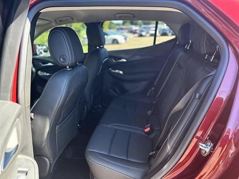 Used 2024 Buick Encore GX Avenir AWD/4WD image 10