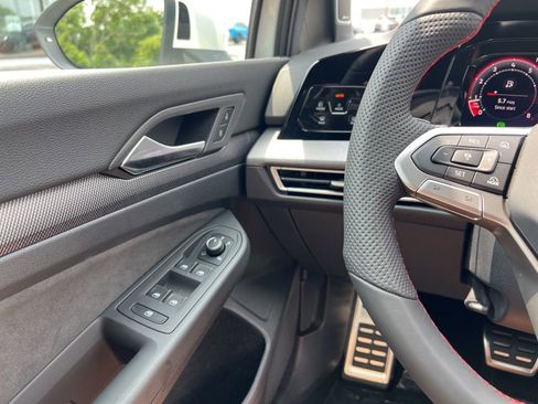 New 2025 Volkswagen GTI SE image 18