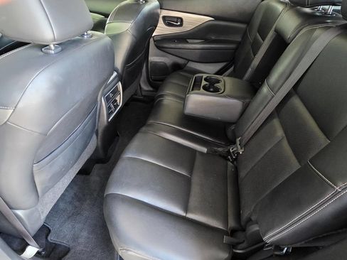 Used 2017 Nissan Murano SL w/ SL Technology Package AWD/4WD image 8