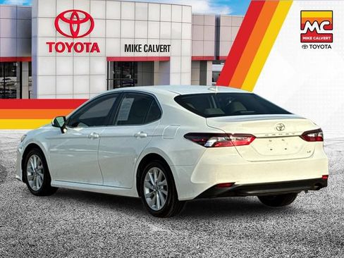 Used 2024 Toyota Camry LE FWD image 3
