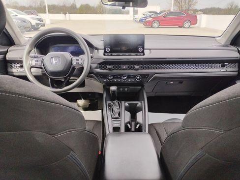 Certified 2024 Honda Accord EX image 24