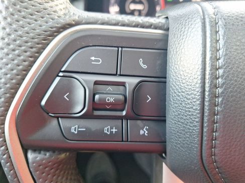 Used 2024 Toyota Tacoma Limited w/ Limited Package (LT) AWD/4WD image 20
