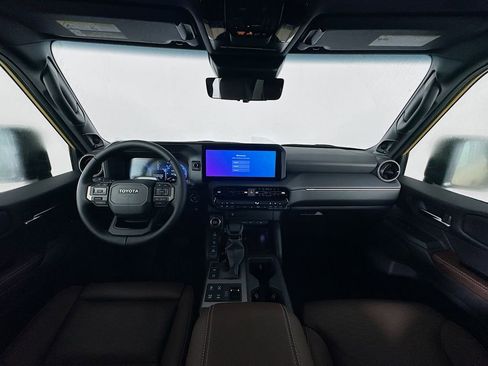 Used 2026 Toyota Land Cruiser image 38